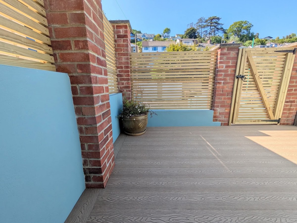 Composite decking and slatted screen with a South Hams sea view
